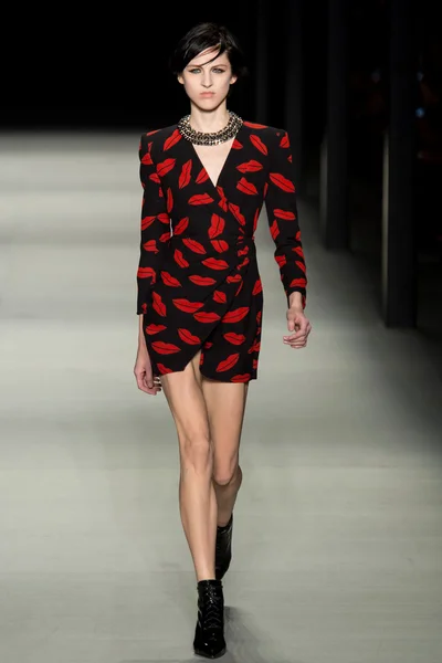 Look 2
